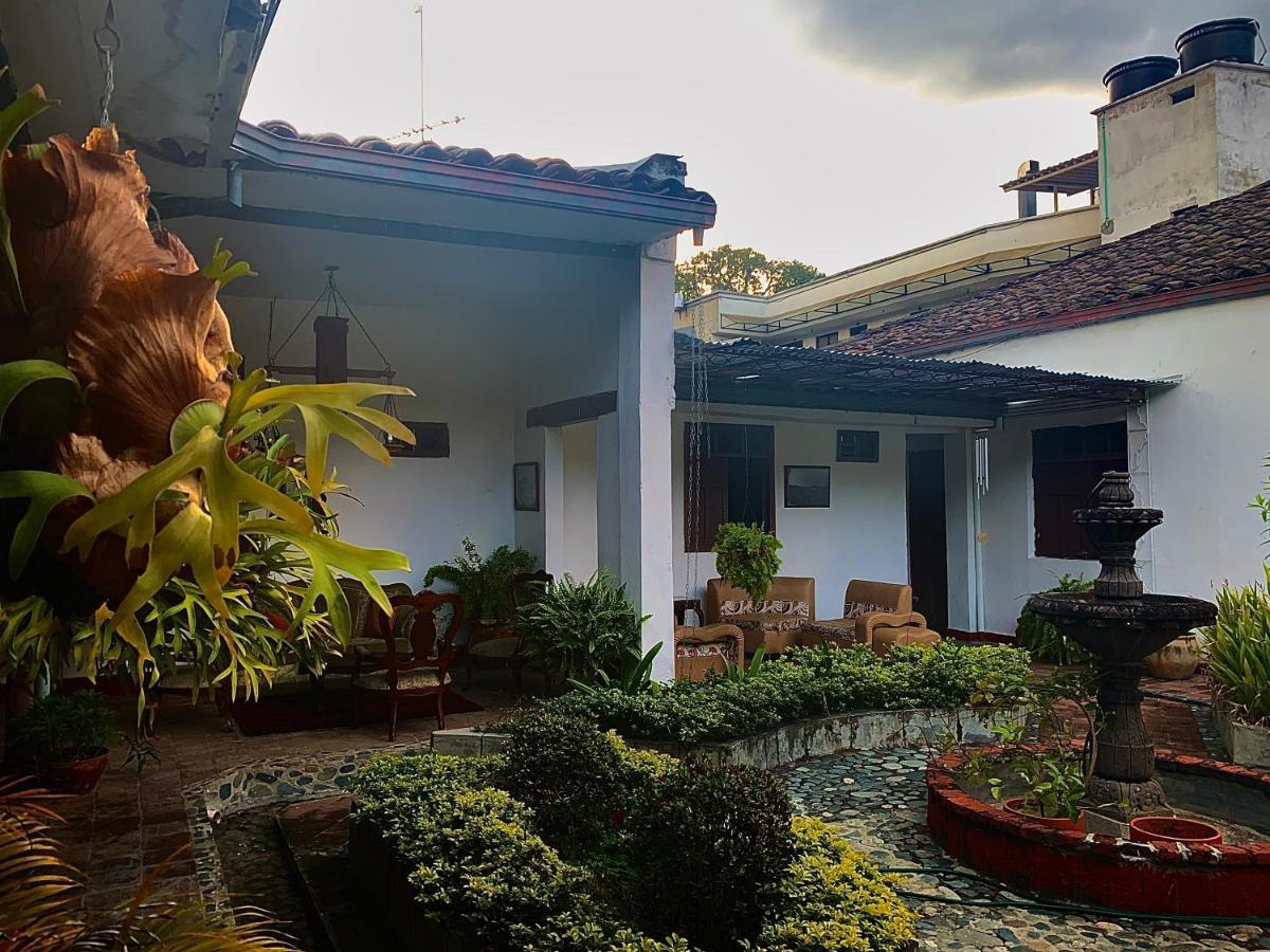 Hotel Casa Antigua Буга Экстерьер фото