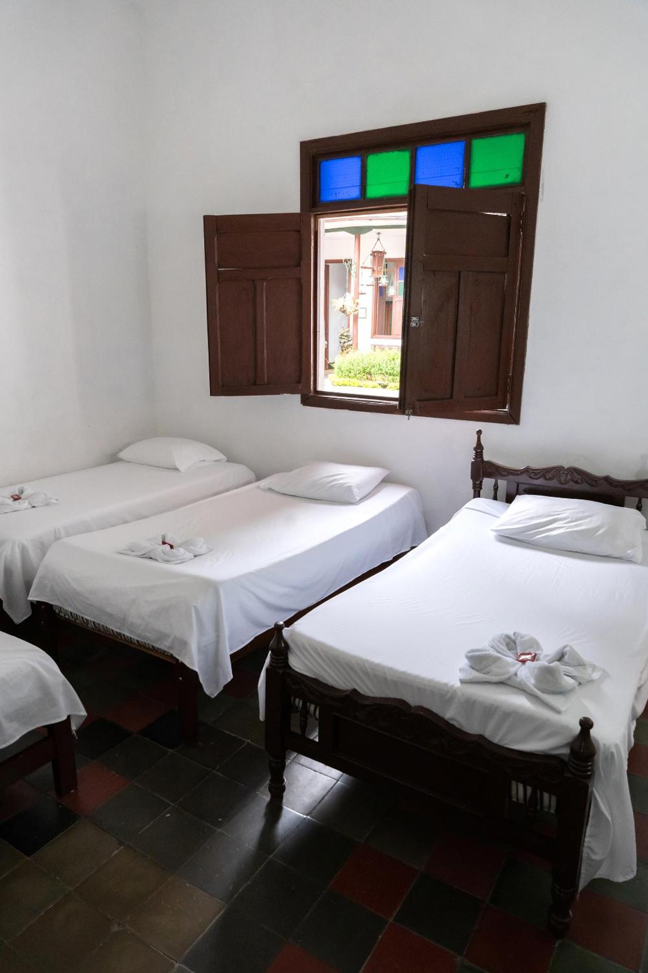 Hotel Casa Antigua Буга Экстерьер фото